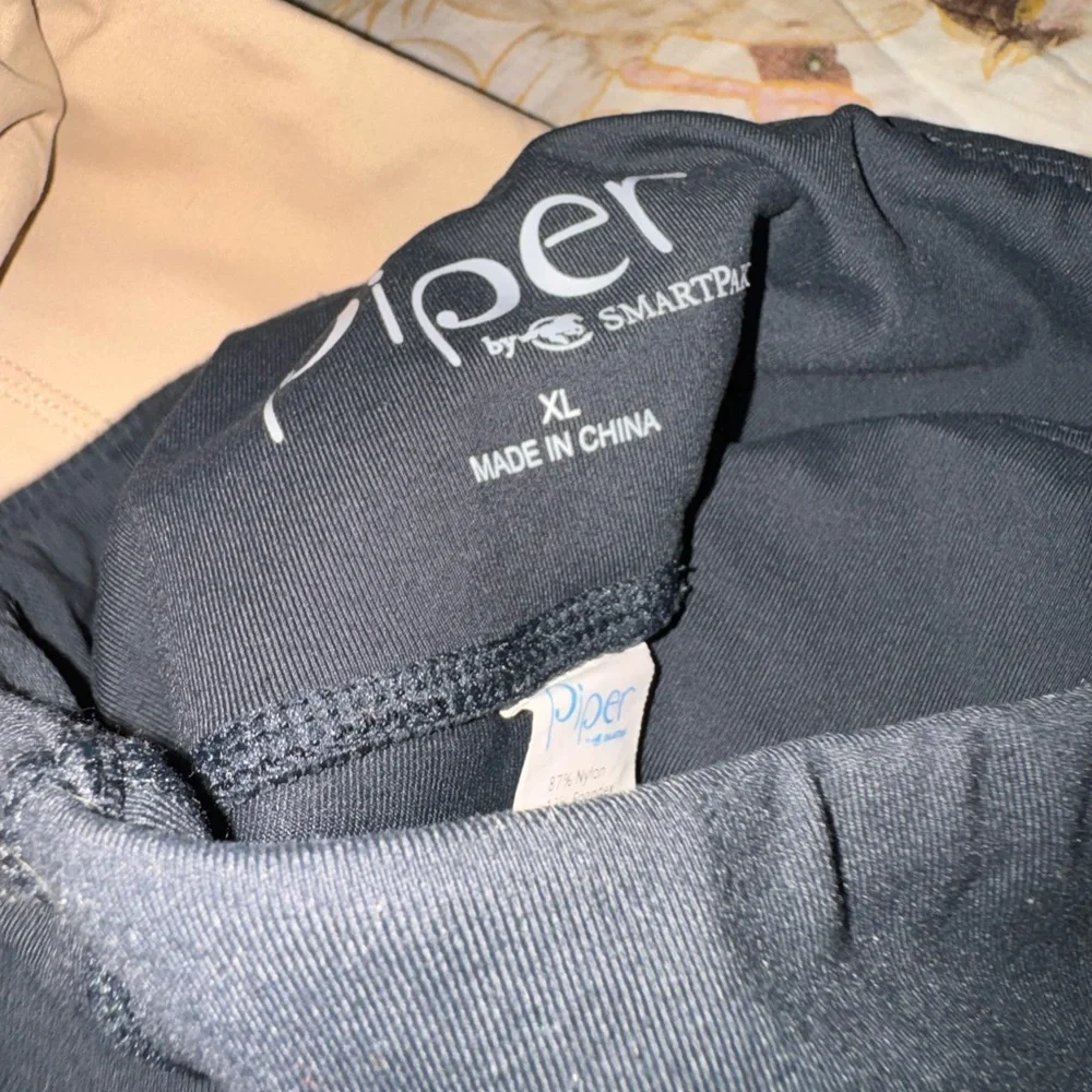 Piper full seat riding tights ( listing is for all 3 pairs) - Picture 2 of 5